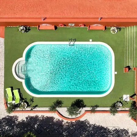 High Pensjonat Alenquer